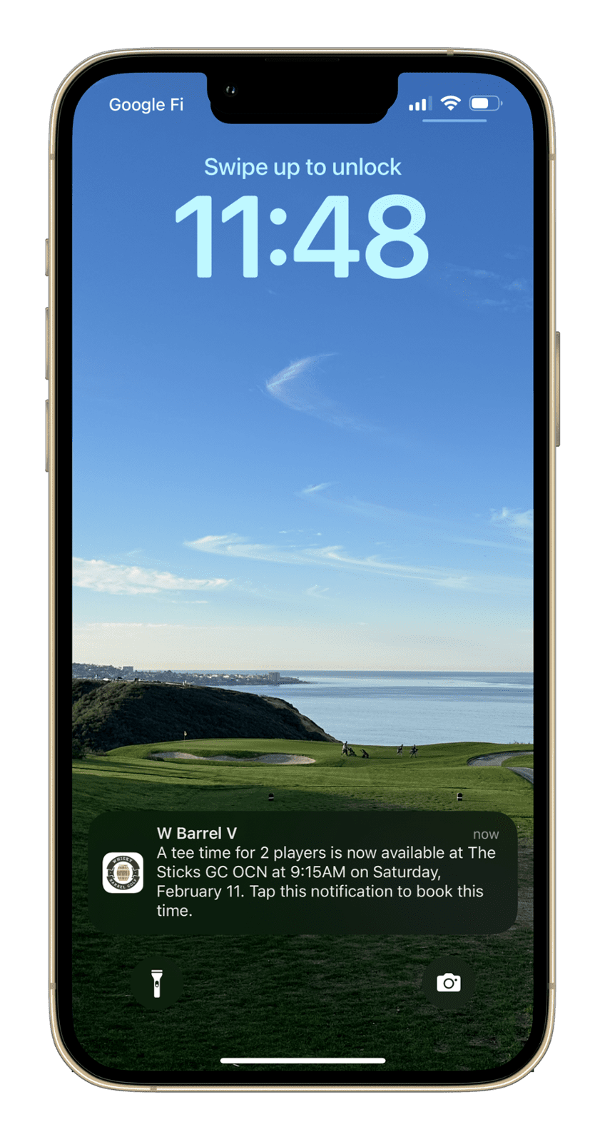 Push notification with tee time alert for golfer to book round